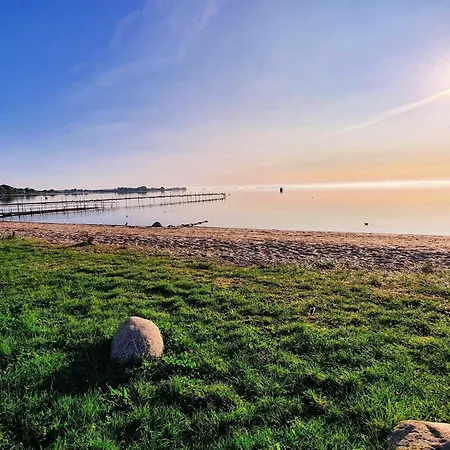 Дом отдыха 6 Person In